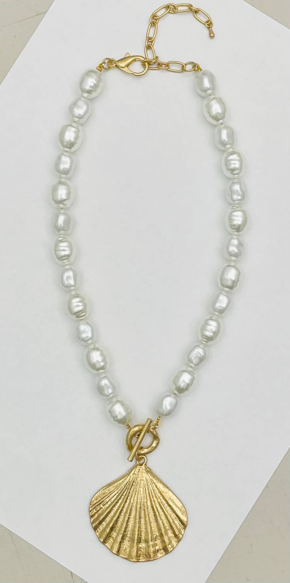 Pearl & Shell Pendant Necklace