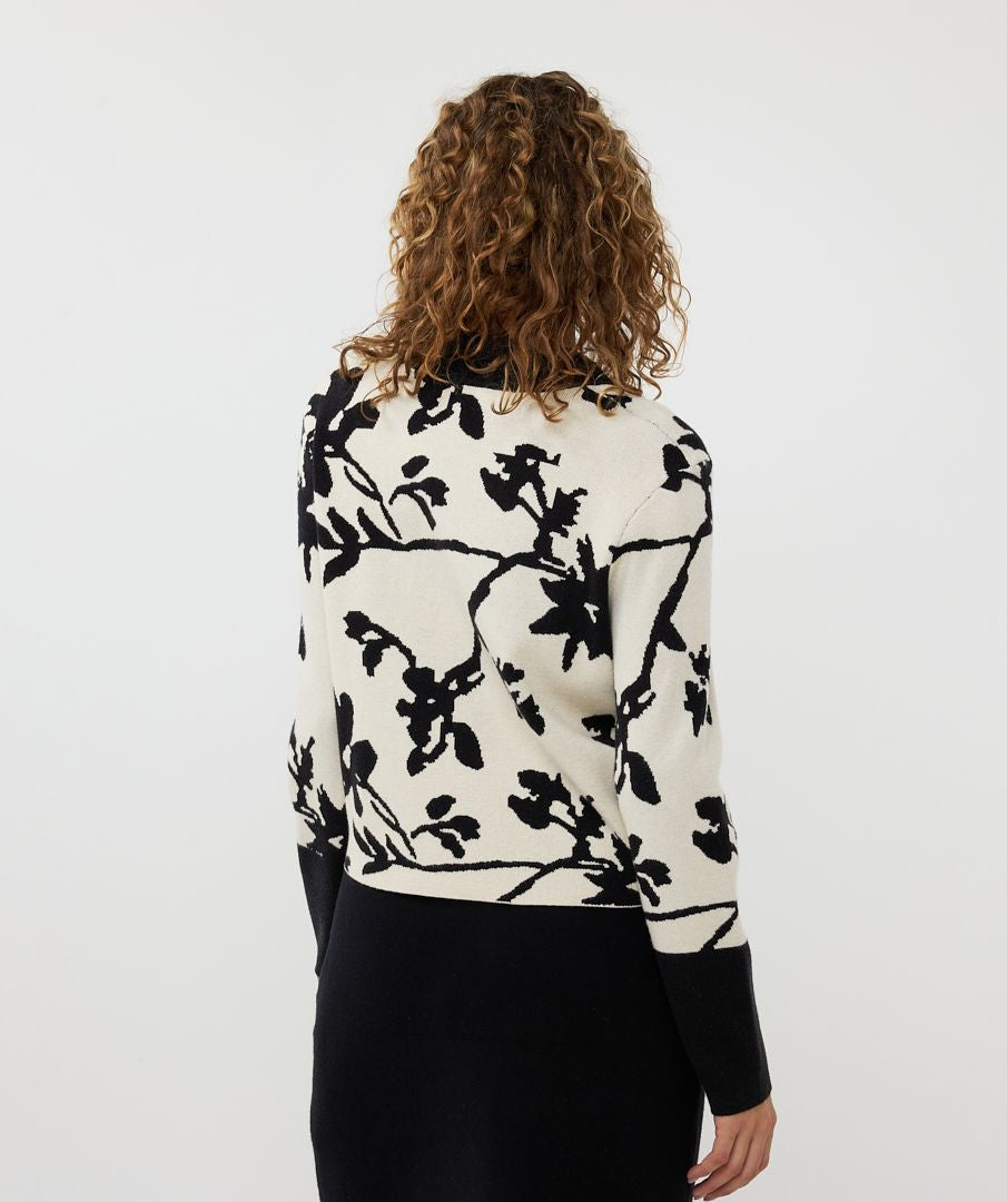 Jacquard Short 2Toned Cardigan