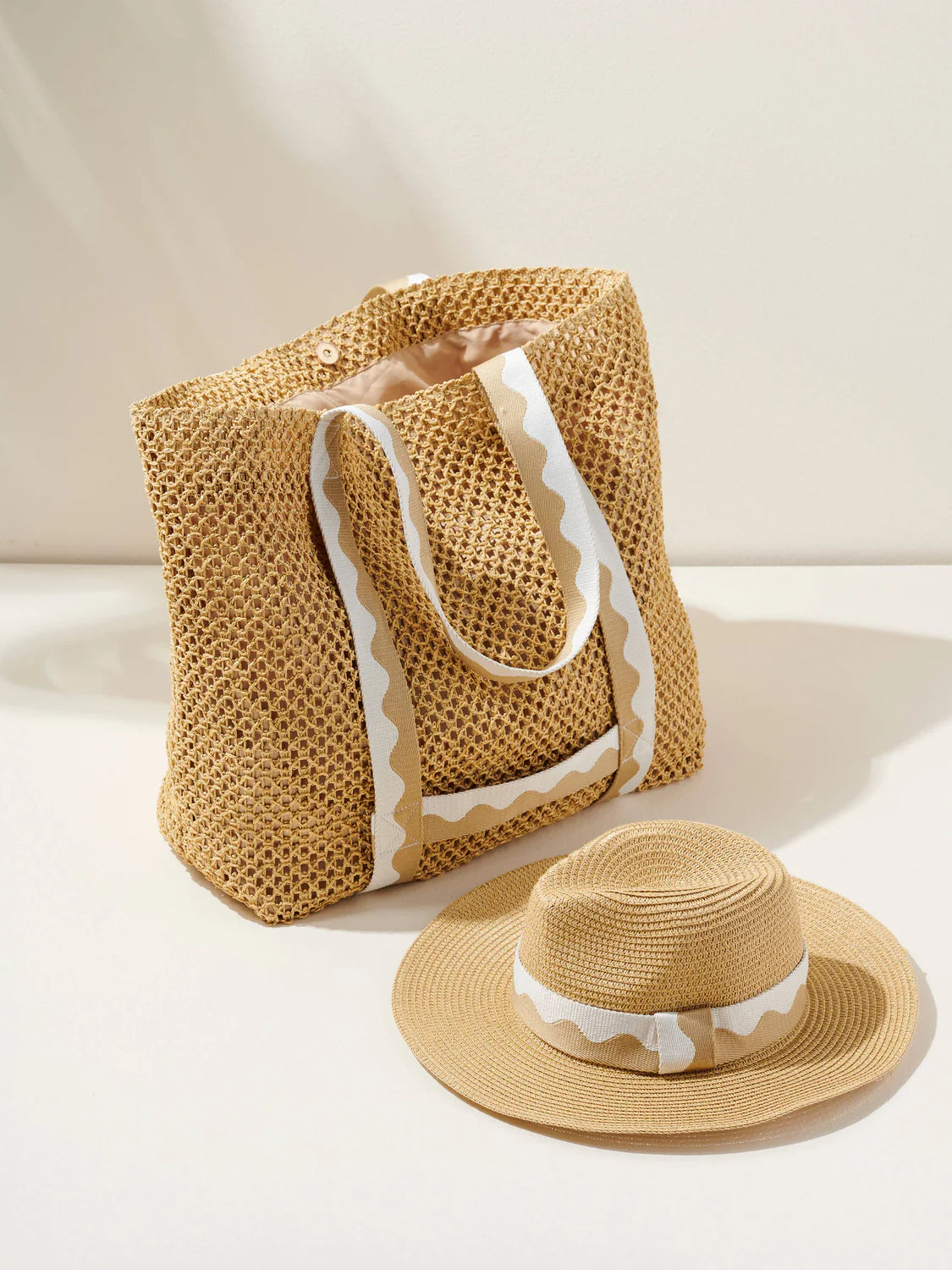 Antigua Tote & Hat Travel Set - 2 Colors