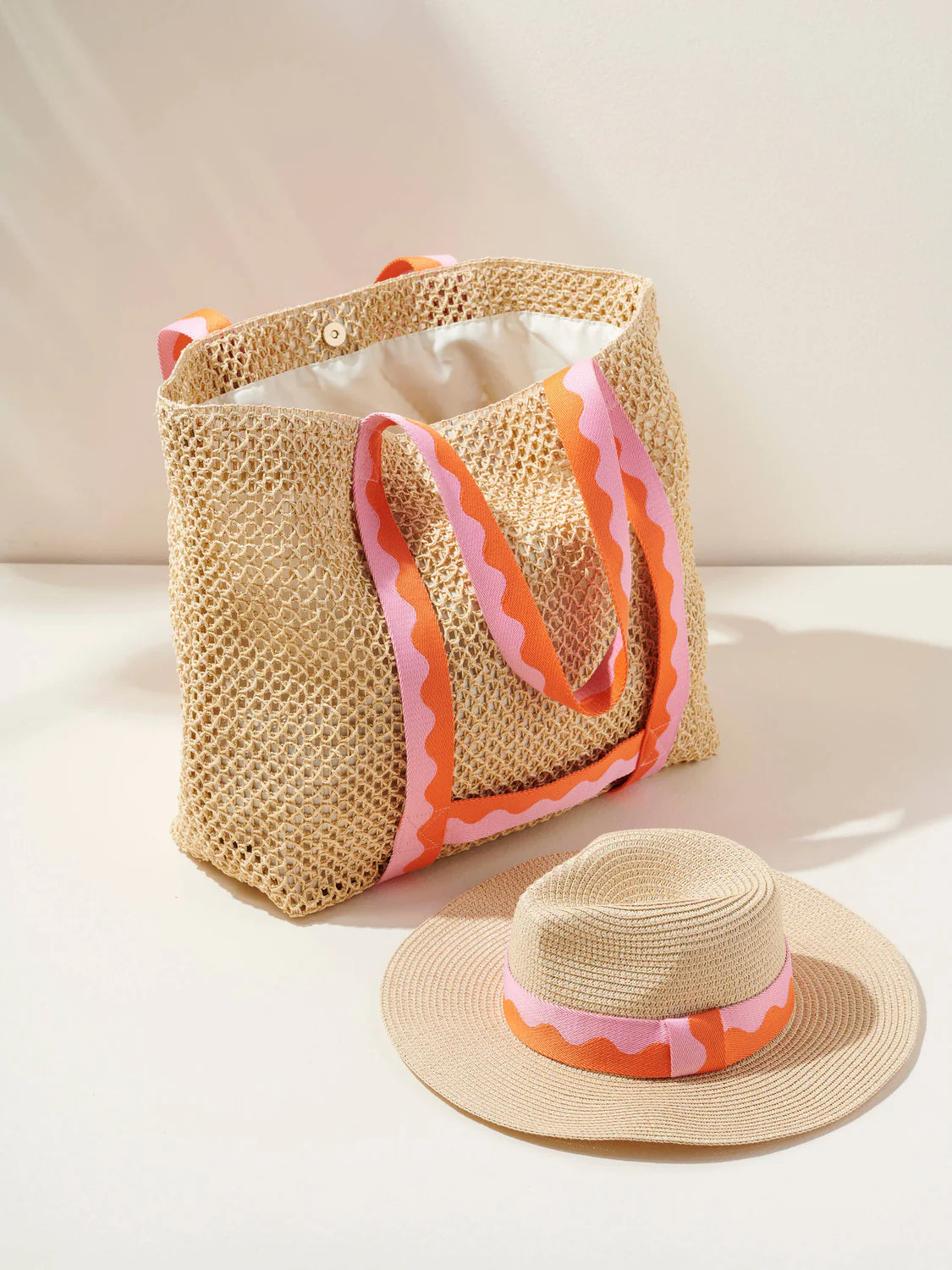 Antigua Tote & Hat Travel Set - 2 Colors